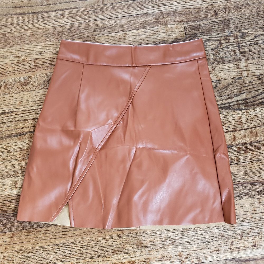 Blush Mark Skirt